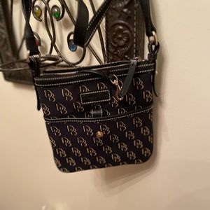 Dooney & Bourke Crossbody Bag